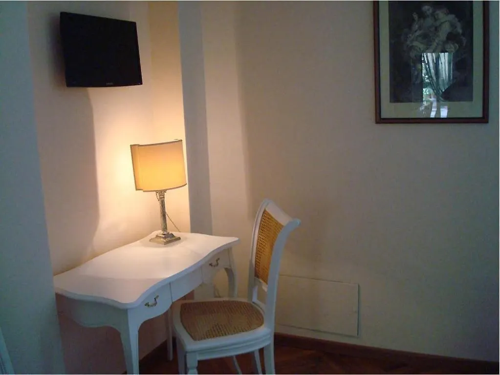 Relais Cheri Bed & Breakfast Verona 0*,